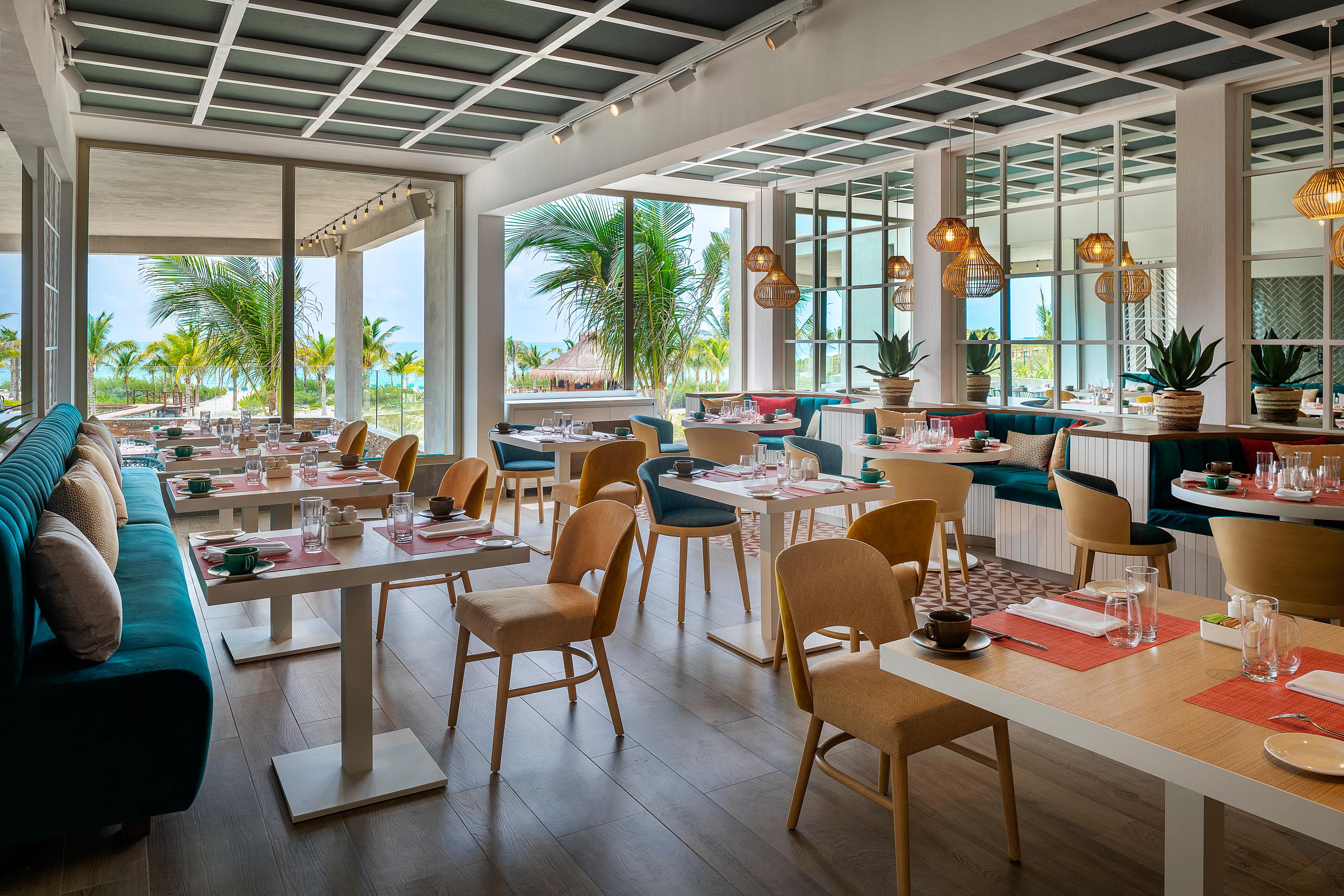 Catalonia Grand Costa Mujeres All Suites & Spa Cancún Exteriör bild The Beach Club