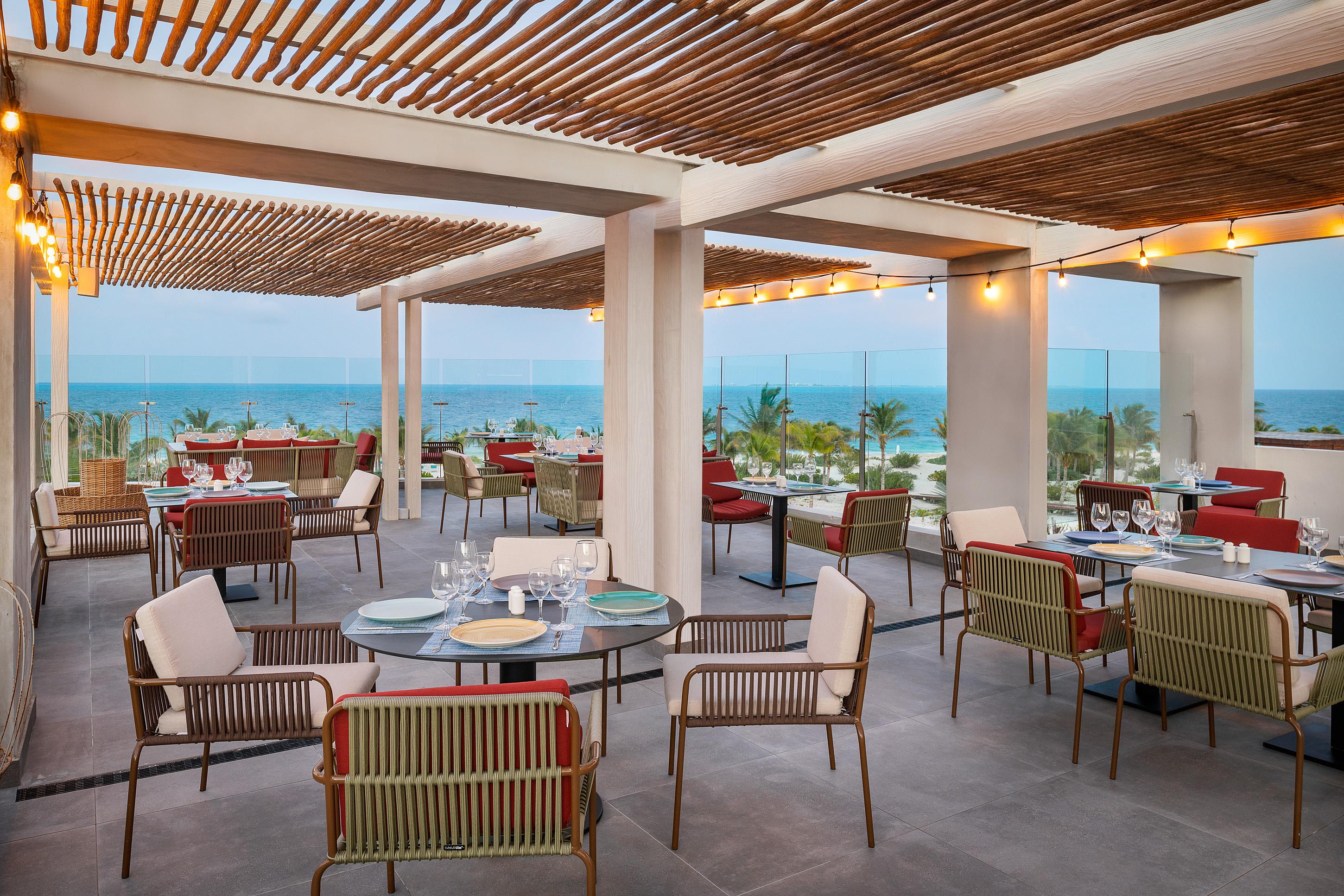Catalonia Grand Costa Mujeres All Suites & Spa Cancún Exteriör bild The Beach Club