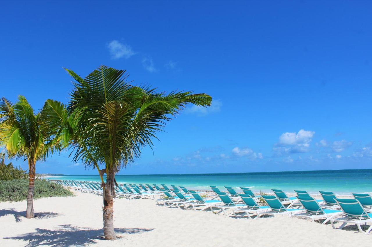 Catalonia Grand Costa Mujeres All Suites & Spa Cancún Exteriör bild Beach at Atlantis Paradise Island